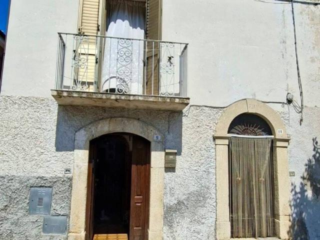 Villa Indipendente in vendita a Pietranico, Abruzzo