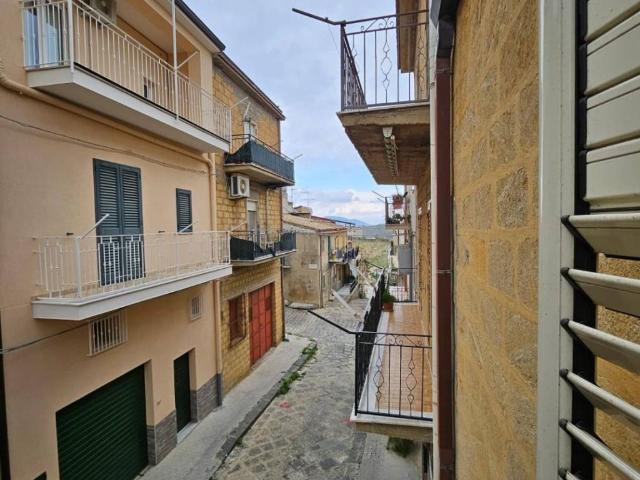 Villa Indipendente in vendita a Terruccia, Pietraperzia