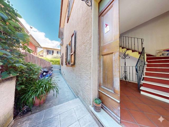 Villa Indipendente in vendita a Tonfano, Toscana