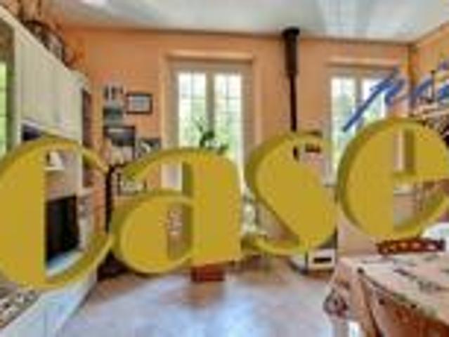 Villa Indipendente in vendita a Tonfano, Toscana