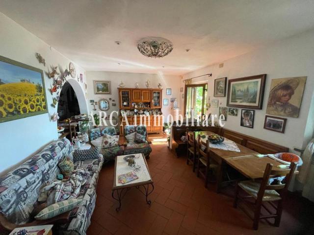 Villa Indipendente in vendita a Tonfano, Toscana