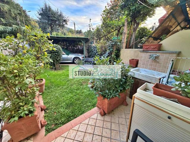 Villa Indipendente in vendita a Tonfano, Toscana