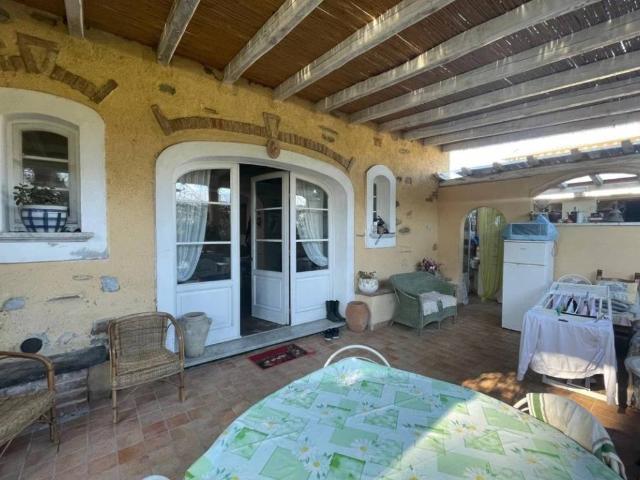 Villa Indipendente in vendita a Tonfano, Toscana