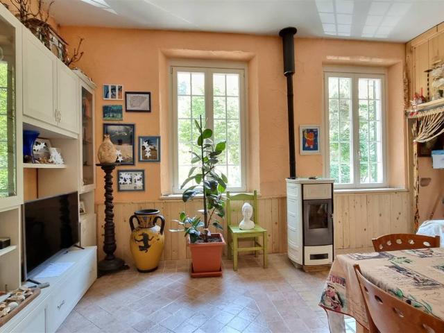 Villa Indipendente in vendita a Tonfano, Toscana