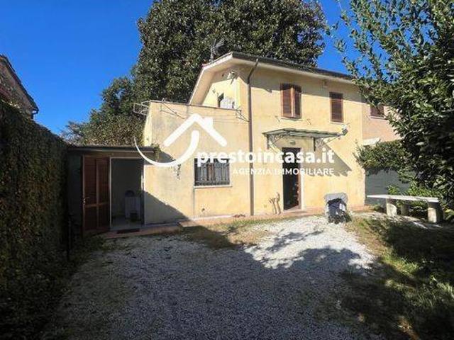 Villa Indipendente in vendita a Tonfano, Toscana