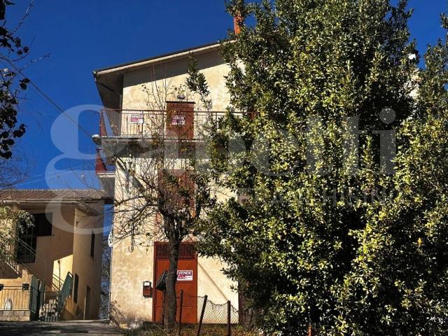 Villa Indipendente in vendita a Pietrastornina, Campania