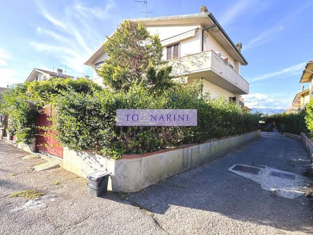 Villa Indipendente in vendita a Via Nova, Pieve A Nievole