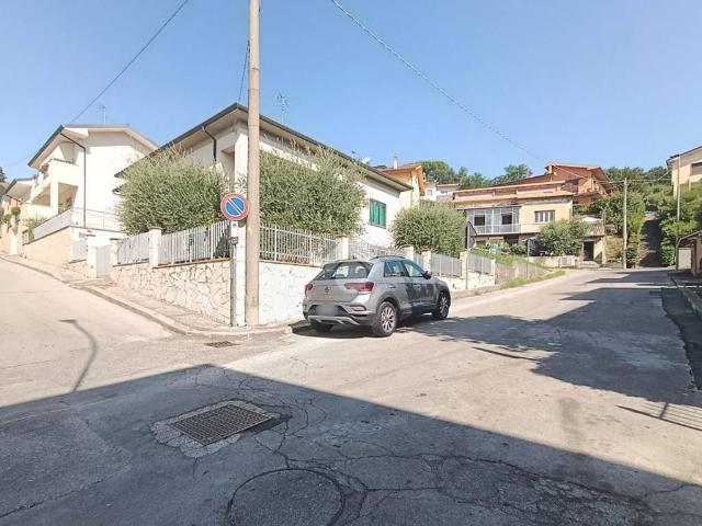 Villa Indipendente in vendita a Pieve A Nievole, Toscana