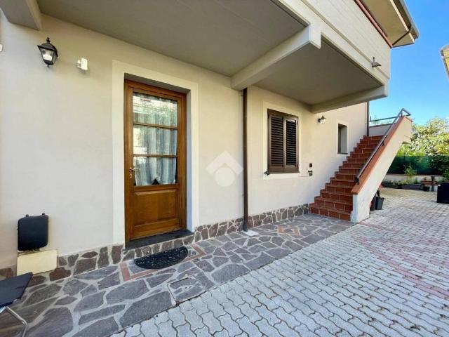 Villa Indipendente in vendita a Porrione, Pieve A Nievole