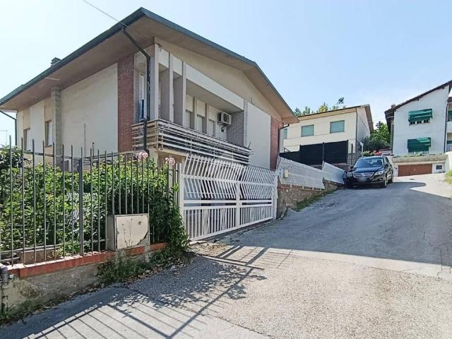 Villa Indipendente in vendita a Pieve A Nievole, Toscana