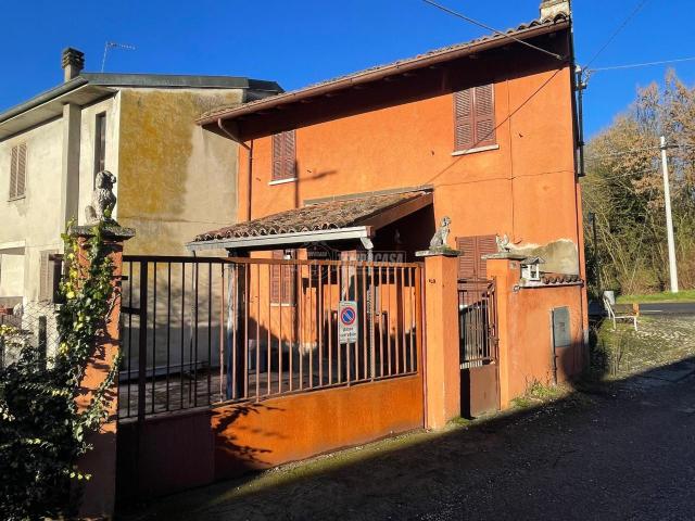 Villa Indipendente in vendita a Pieve Albignola, Lombardia