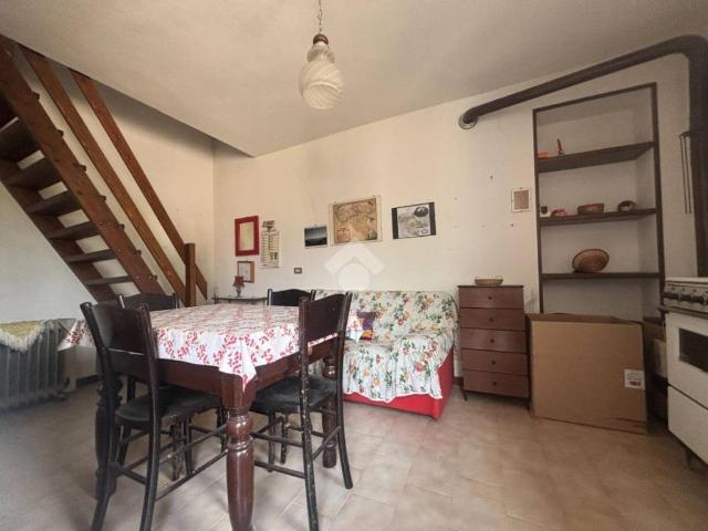 Villa Indipendente in vendita a Pieve Albignola, Lombardia