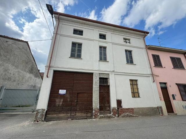 Villa Indipendente in vendita a Pieve Del Cairo, Lombardia