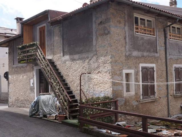 Villa Indipendente in vendita a Comunità delle Giudicarie, Pieve Di Bono