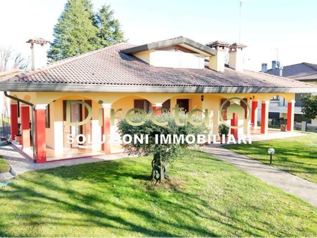 Villa Indipendente in vendita a Pieve Di Soligo, Veneto