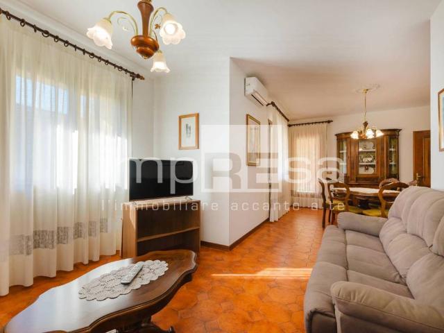 Villa Indipendente in vendita a Pieve di Soligo, Treviso