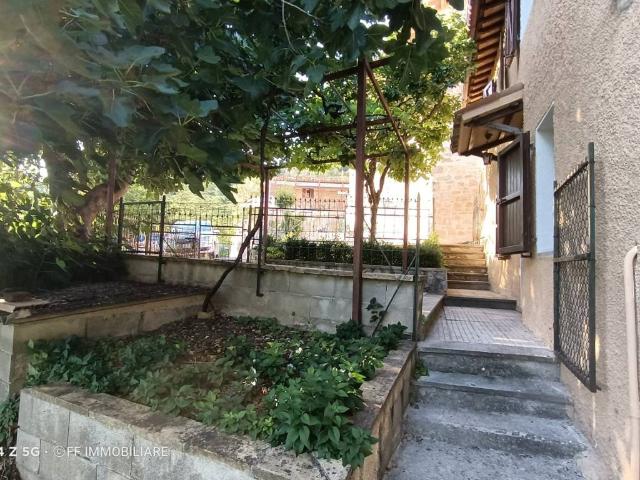 Villa Indipendente in vendita a Marche, Macerata