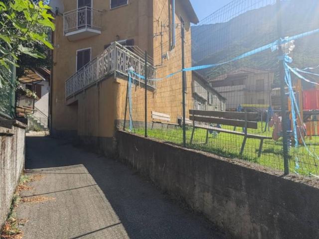 Villa Indipendente in vendita a Bannio Anzino, Piemonte