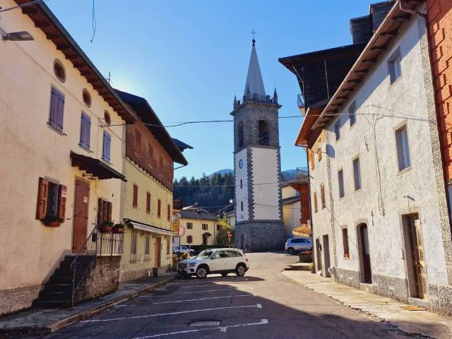 Villa Indipendente in vendita a Unione dei comuni del Frignano, Pievepelago