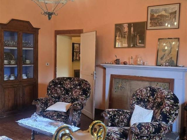Villa Indipendente in vendita a Unione dei comuni del Frignano, Pievepelago