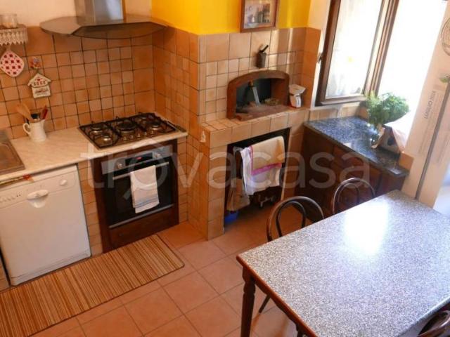 Villa Indipendente in vendita a Pigna, Liguria