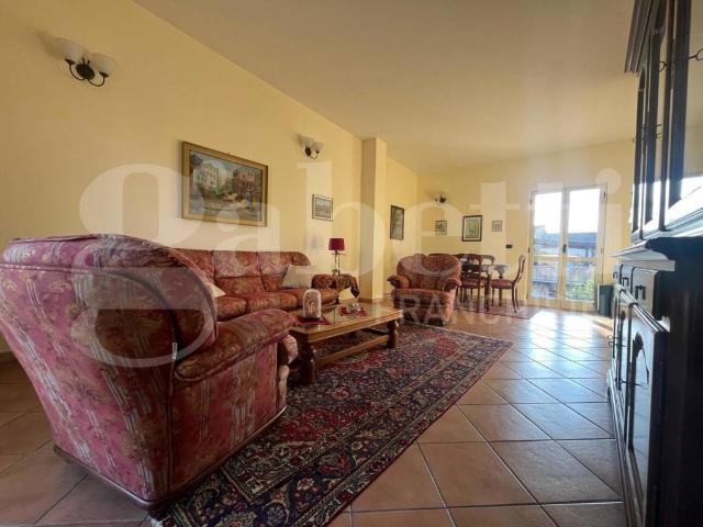 Villa Indipendente in vendita a Pignataro Maggiore, Campania