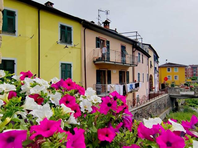 Villa Indipendente in vendita a Pignone, Liguria