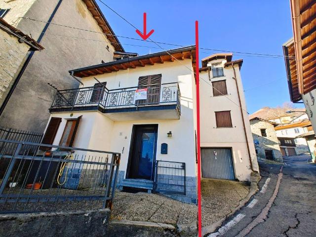 Villa Indipendente in vendita a Pigra, Lombardia