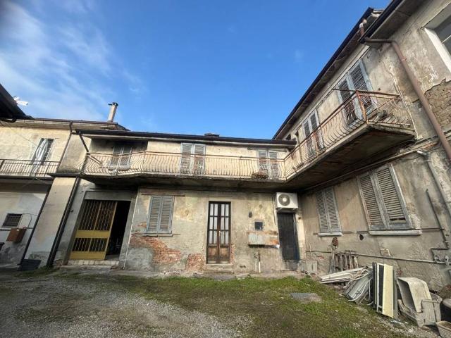 Villa Indipendente in vendita a Pinarolo Po, Lombardia