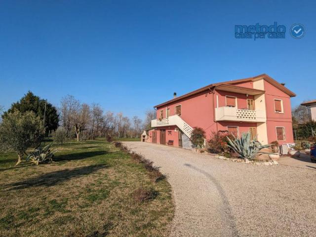 Villa Indipendente in vendita a Pincara, Rovigo
