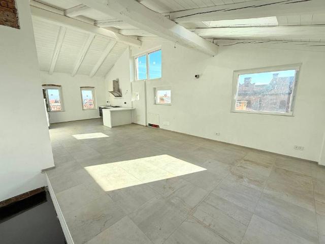 Villa Indipendente in vendita a Piemonte, Torino