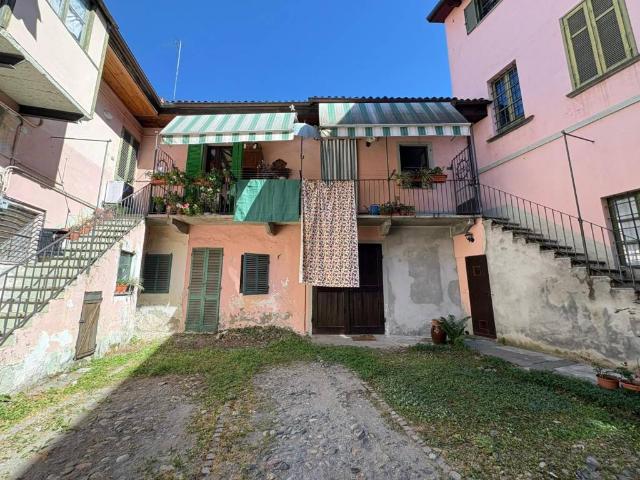 Villa Indipendente in vendita a Pinerolo, Torino