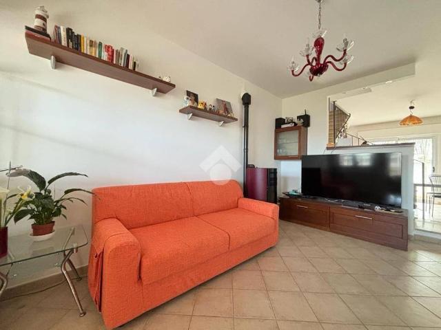 Villa Indipendente in vendita a Scerne, Pineto