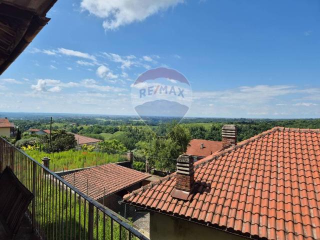 Villa Indipendente in vendita a Piemonte, Asti