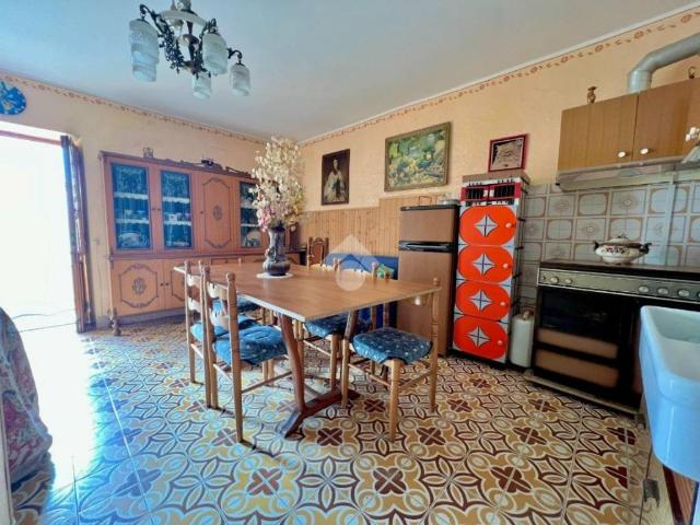 Villa Indipendente in vendita a Piemonte, Asti