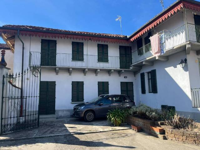 Villa Indipendente in vendita a Piemonte, Asti