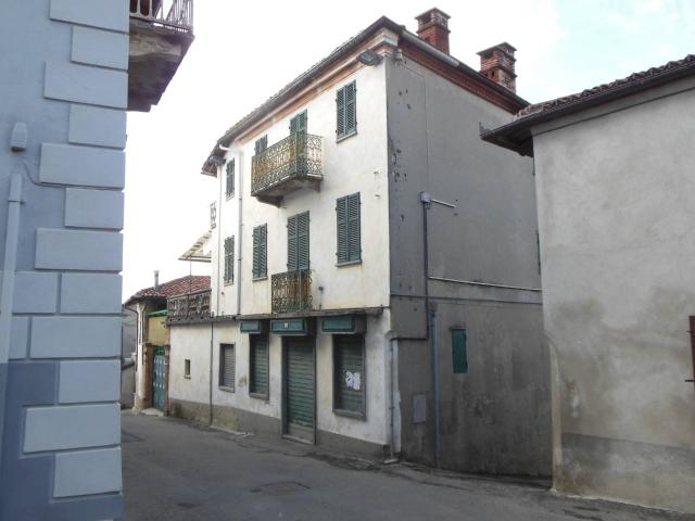 Villa Indipendente in vendita a Piemonte, Asti
