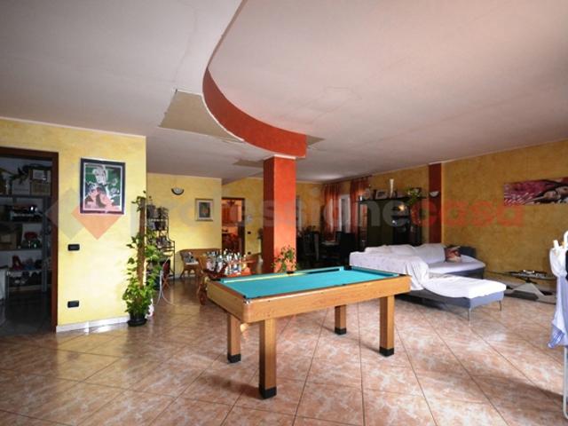 Villa Indipendente in vendita a Pioltello, Lombardia