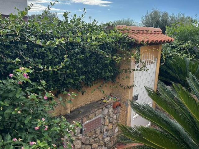 Villa Indipendente in vendita a Montemazzano, Piombino