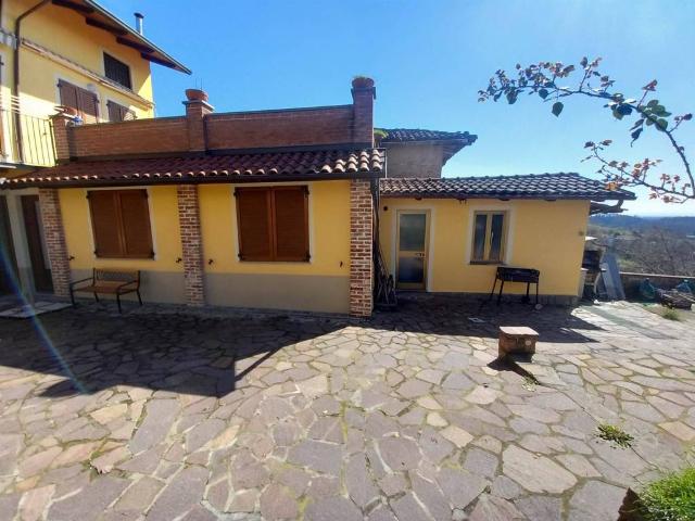 Villa Indipendente in vendita a Piemonte, Asti