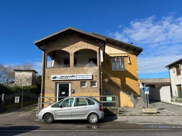 Villa Indipendente in vendita a Quartiere Sant'Anna, Piove Di Sacco