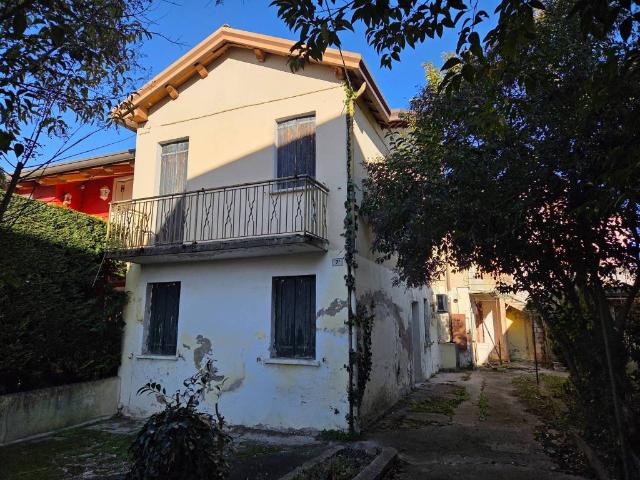Villa Indipendente in vendita a Quartiere Sant'Anna, Piove Di Sacco