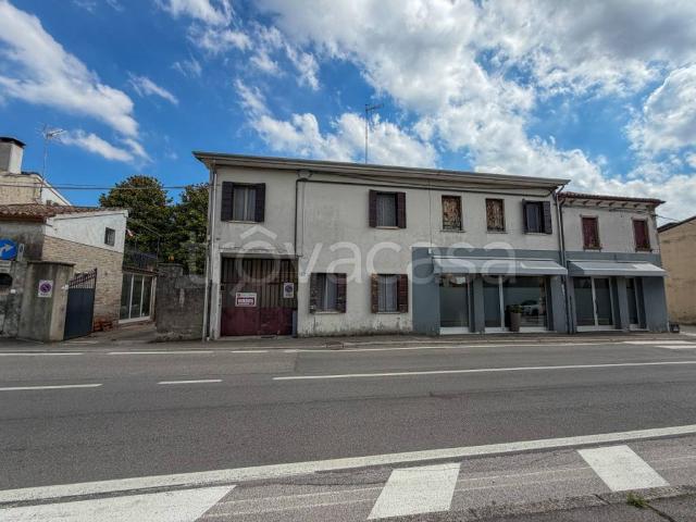 Villa Indipendente in vendita a Piove Di Sacco, Veneto