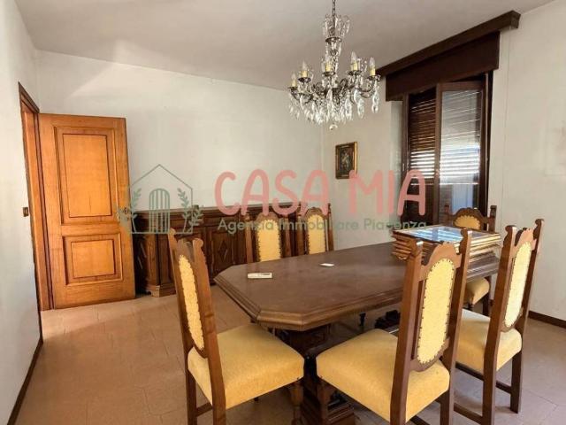 Villa Indipendente in vendita a Case Sei, Piozzano