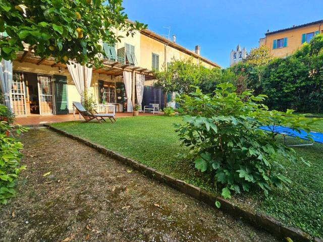 Villa Indipendente in vendita a Pisa, Toscana