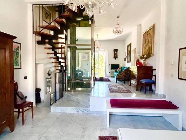 Villa Indipendente in vendita a Marina di Pisa, Pisa