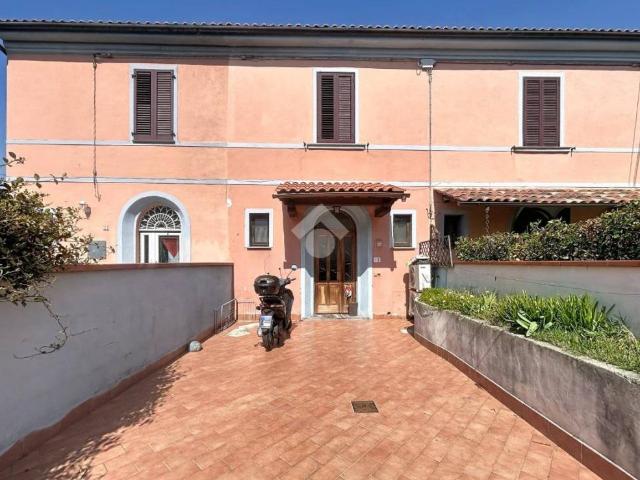 Villa Indipendente in vendita a Ospedaletto, Pisa