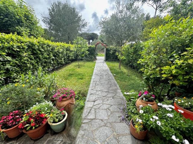 Villa Indipendente in vendita a Cisanello, Pisa
