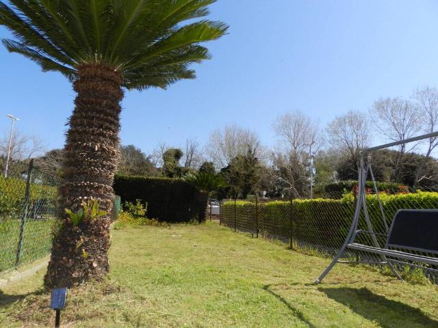 Villa Indipendente in vendita a Calambrone, Pisa