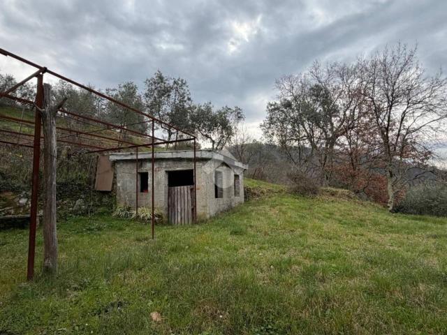 Villa Indipendente in vendita a Pistoia, Toscana
